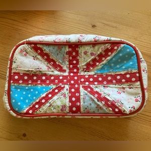 CUTE Quilted Fabric Union Jack Makeup Bag